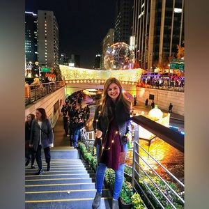 Meet your Posher, Leslie